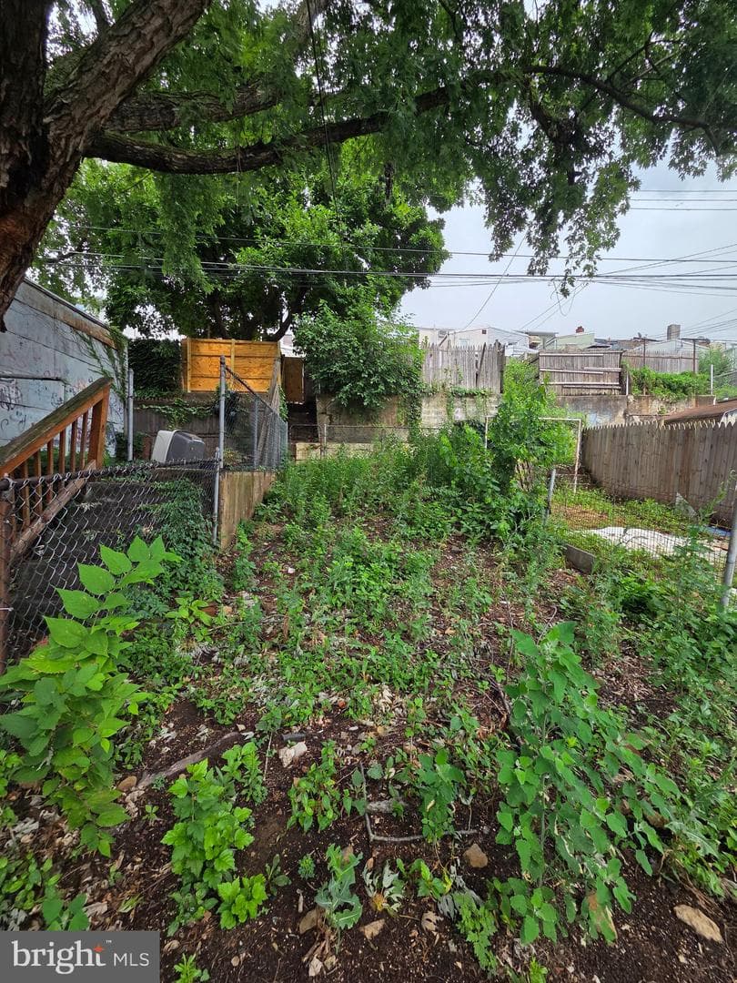639 Birch Street photo 22