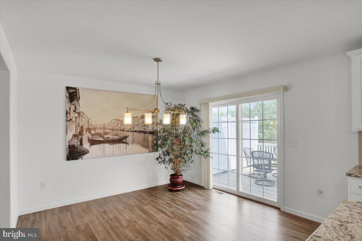 425 Smokering Drive photo 5