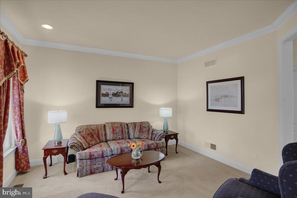 3364 Harwood Lane photo 10
