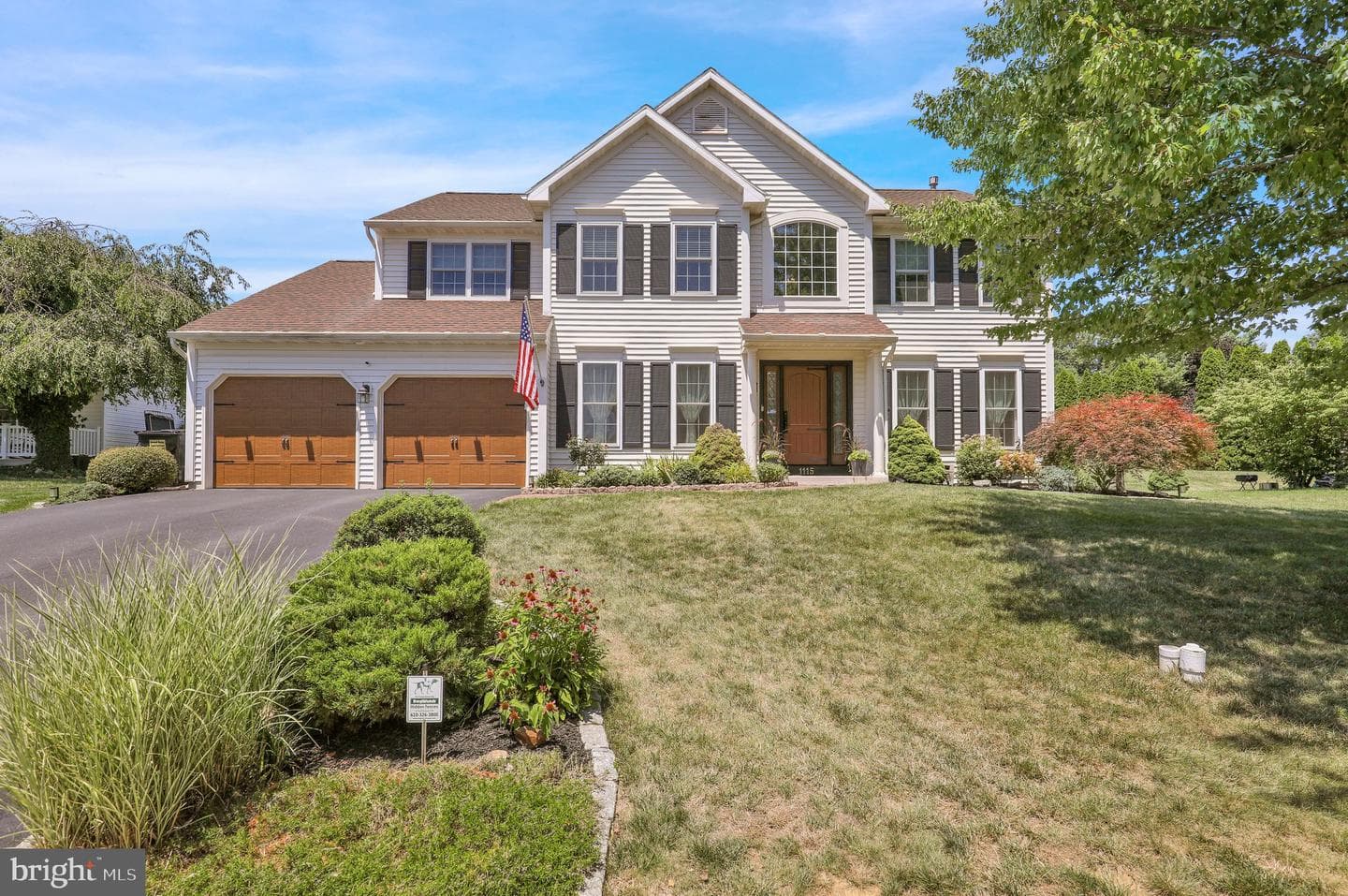 1115 Stonehenge Drive photo 1