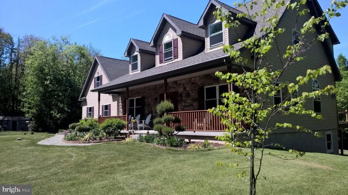 425 Swamp Road, Morgantown