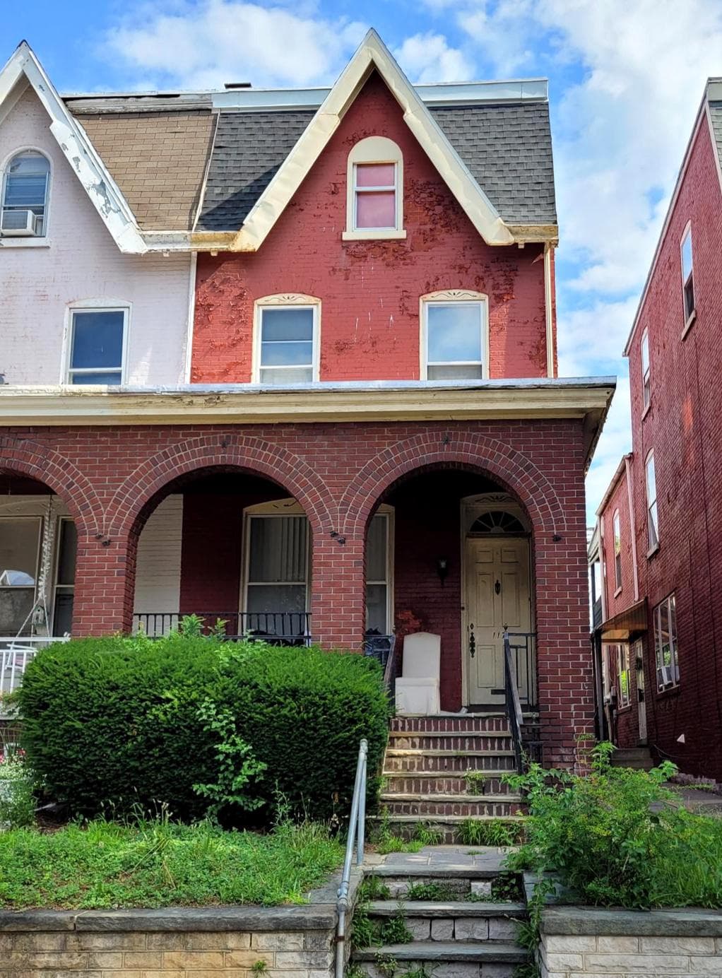 117 W Douglass Street photo 1
