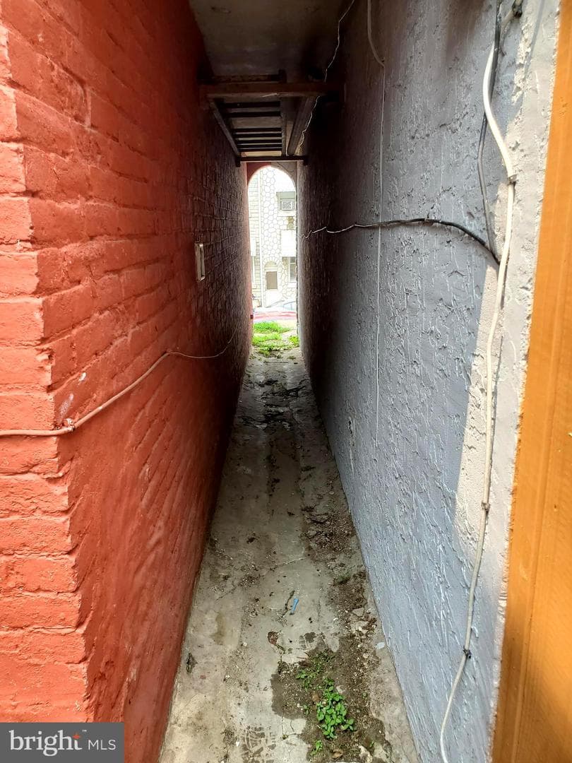 813 Locust Street photo 25