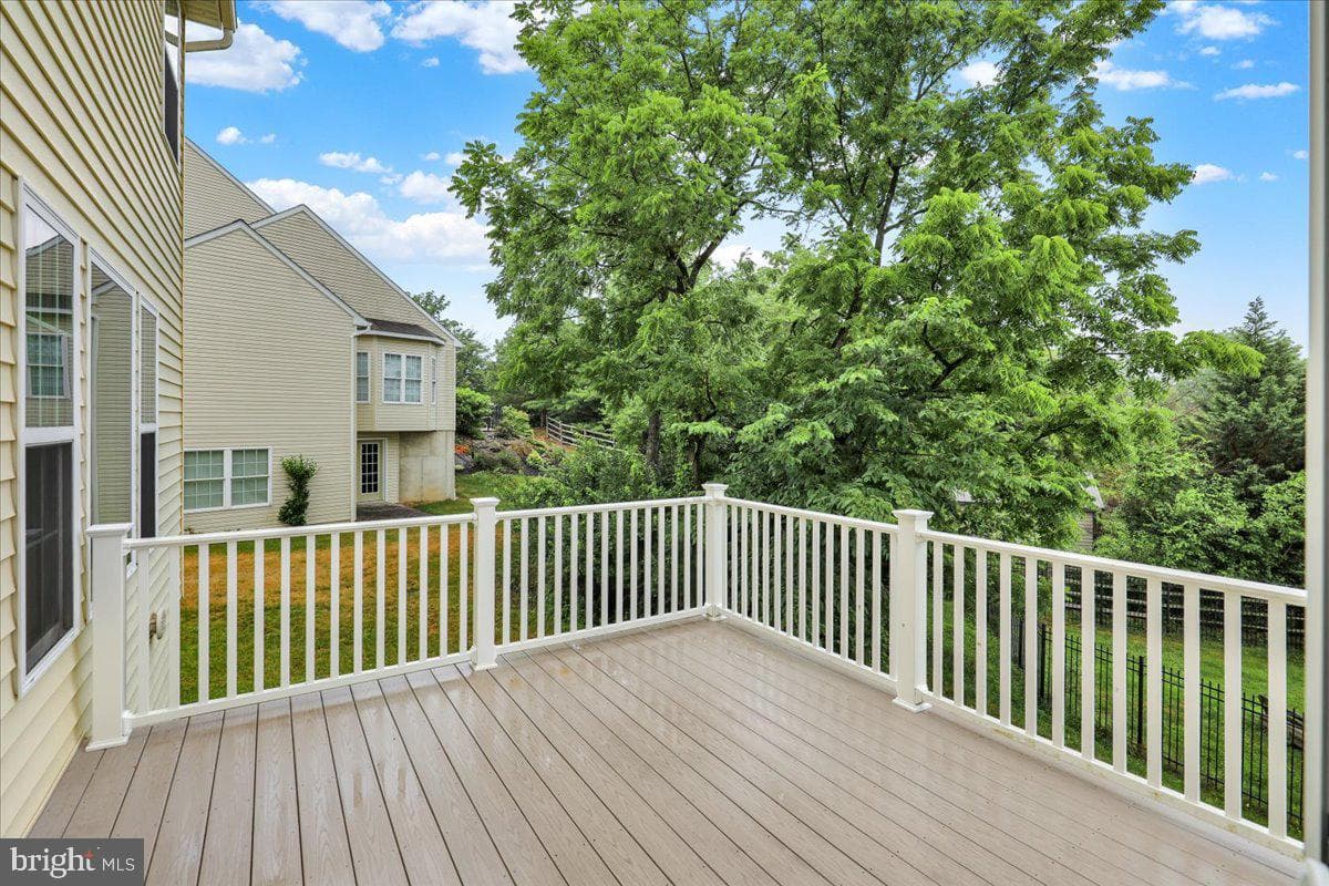 181 Scotland Drive photo 40