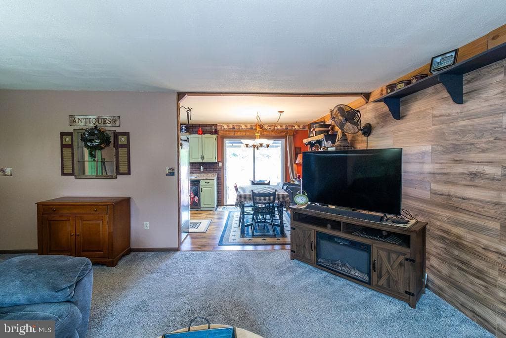 108 Maple Drive photo 13