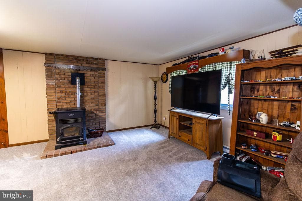108 Maple Drive photo 28