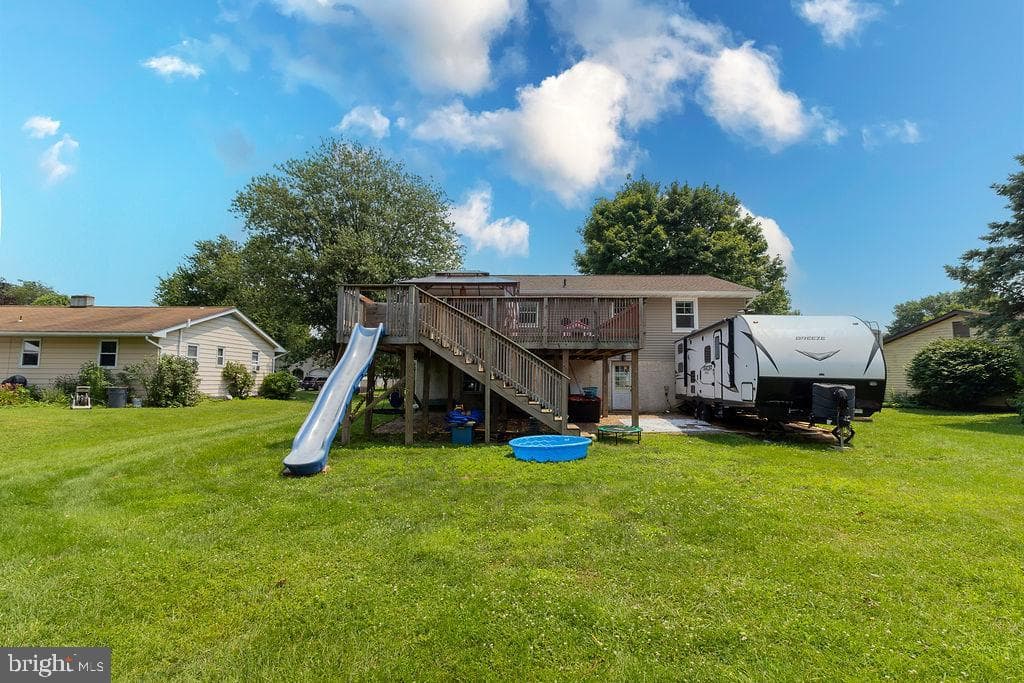 108 Maple Drive photo 4