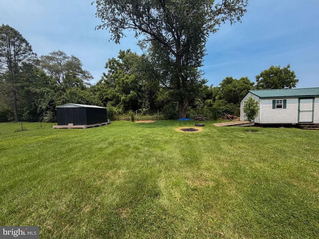 108 Maple Drive photo 7