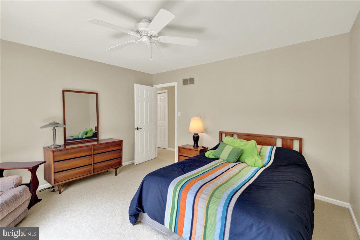 200 Sturbridge Drive photo 39