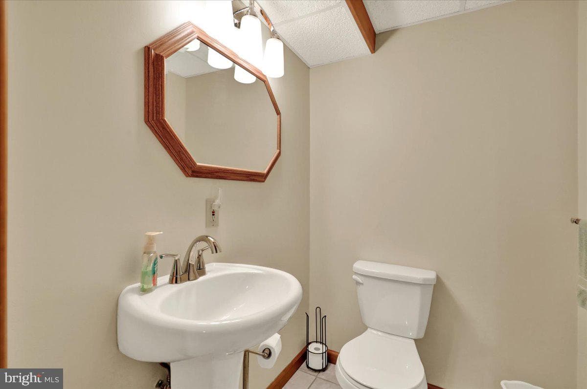 200 Sturbridge Drive photo 49