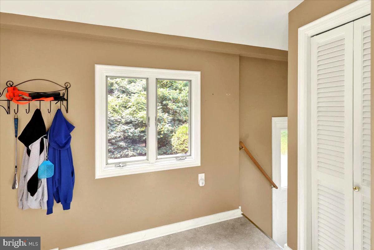126 W Neversink Road photo 30