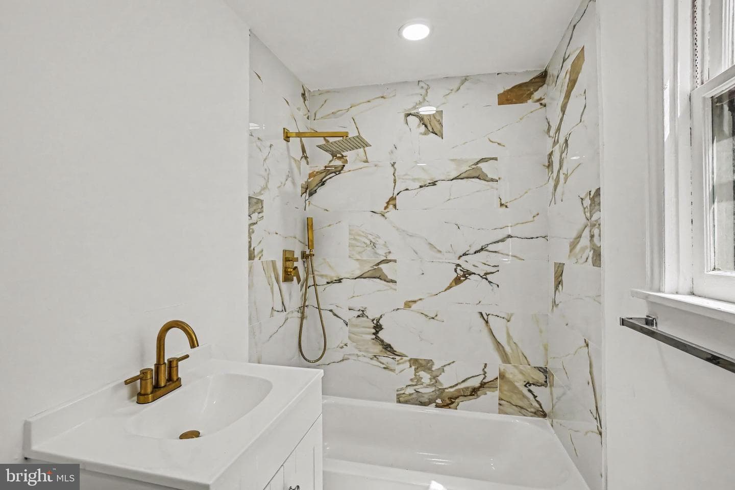 1207 Oley Street photo 21