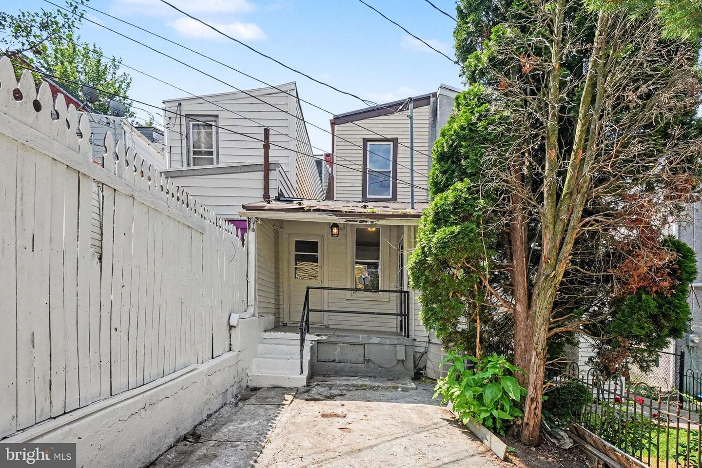 1207 Oley Street photo 5