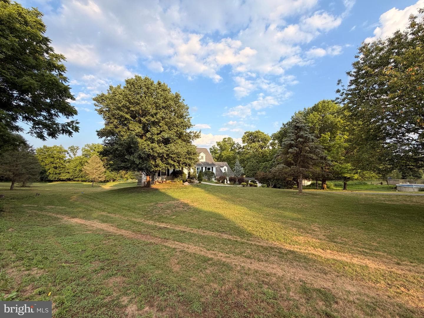 575 Mull Avenue photo 26