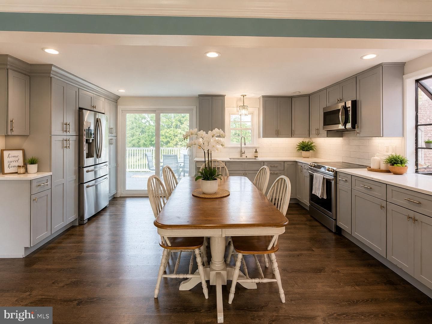 575 Mull Avenue photo 29