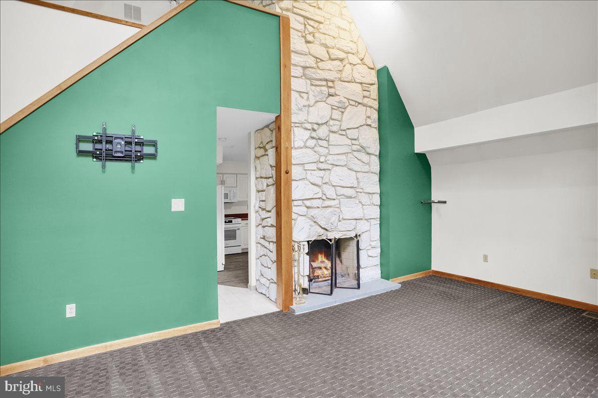 31 Todd Drive photo 8