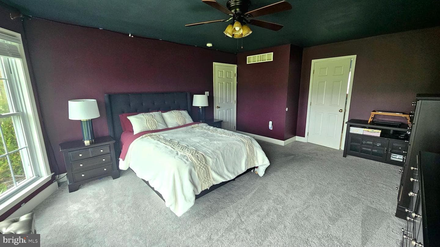 302 Chris Drive photo 17