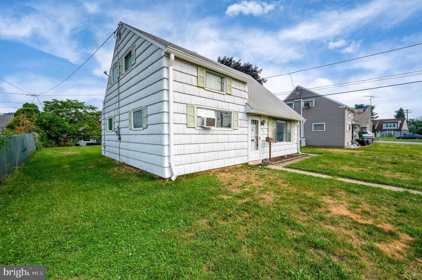 5214 Wilshire Road photo 3