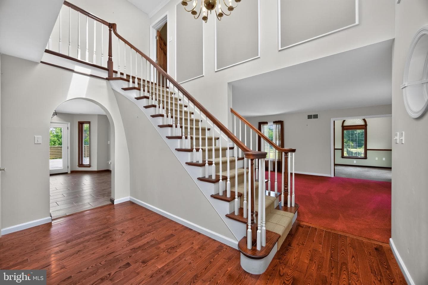 24 Lehmann Drive photo 3