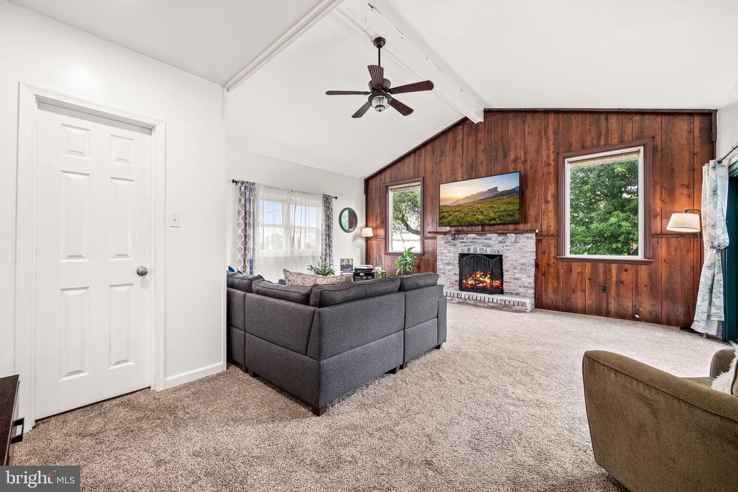 1 Maplewood Court photo 10