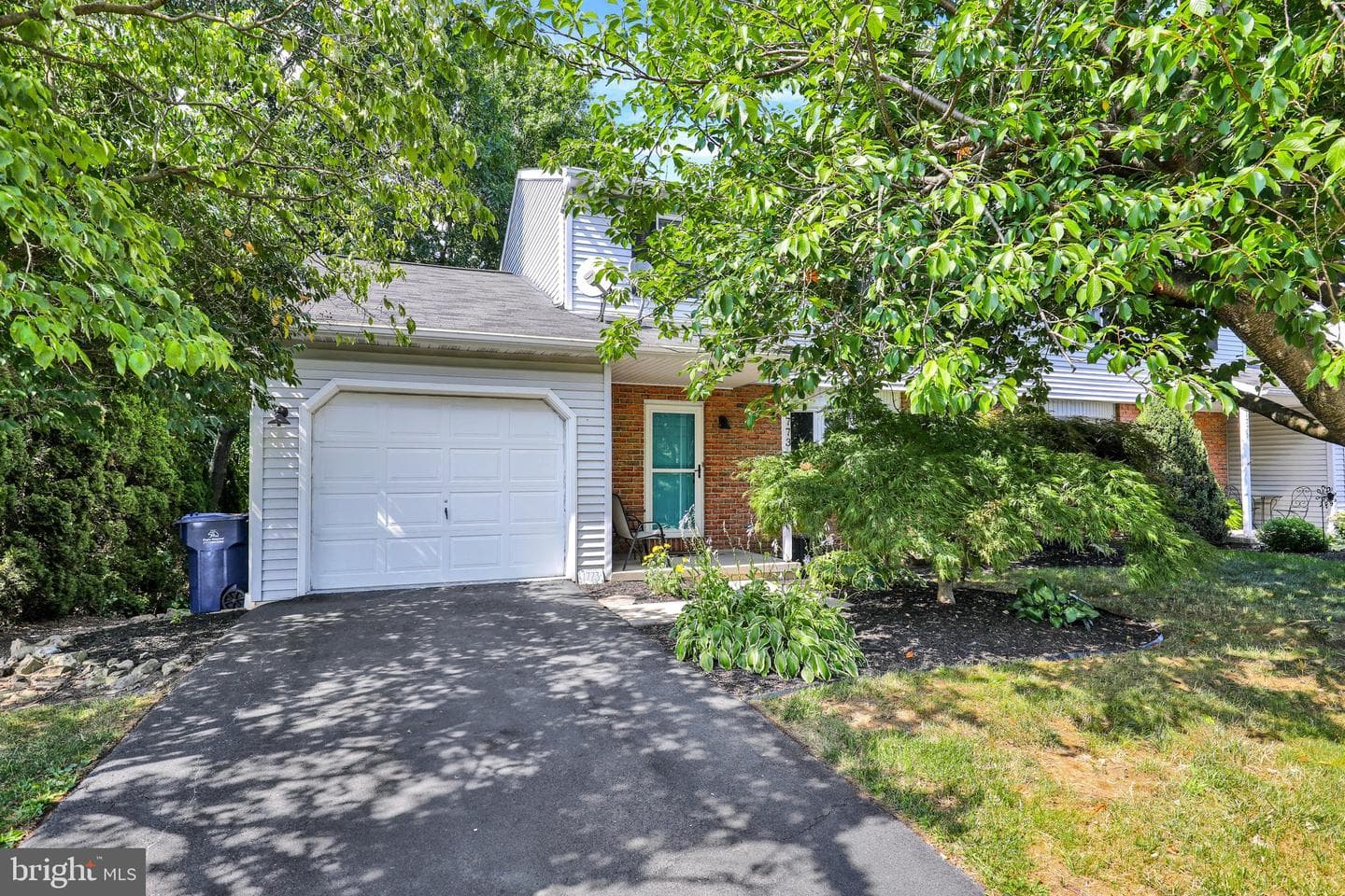 1773 Acorn Drive photo 3