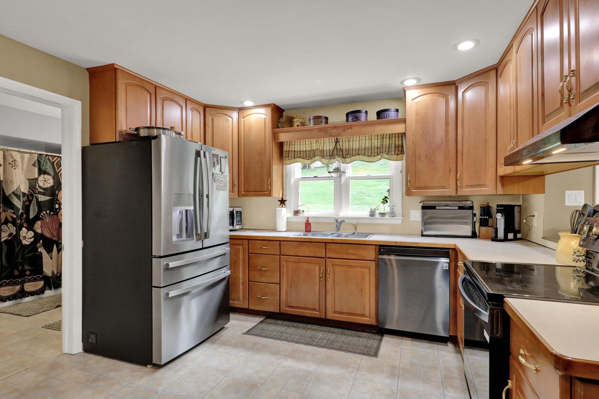 18 Hillside Road photo 14