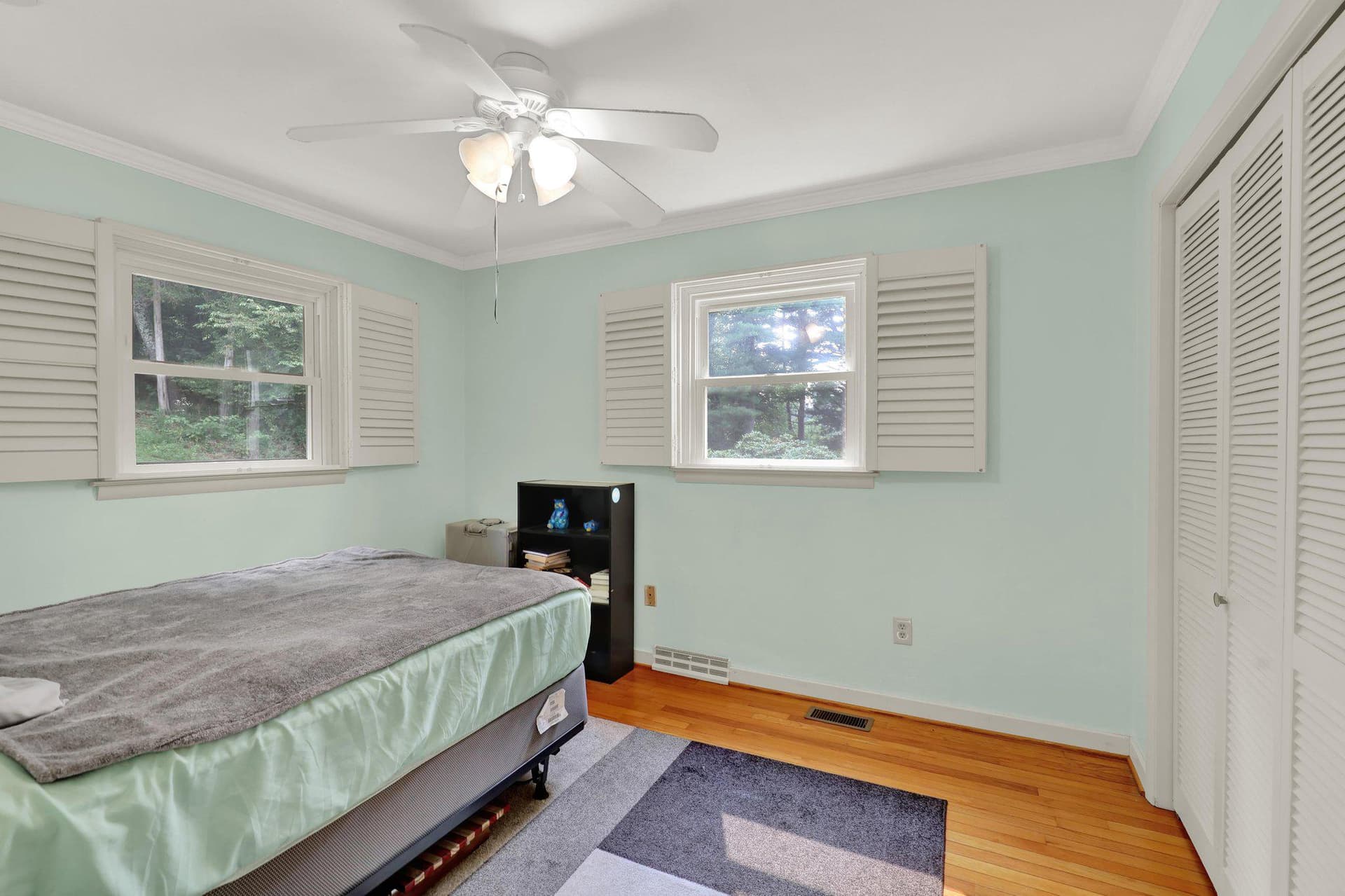 18 Hillside Road photo 27