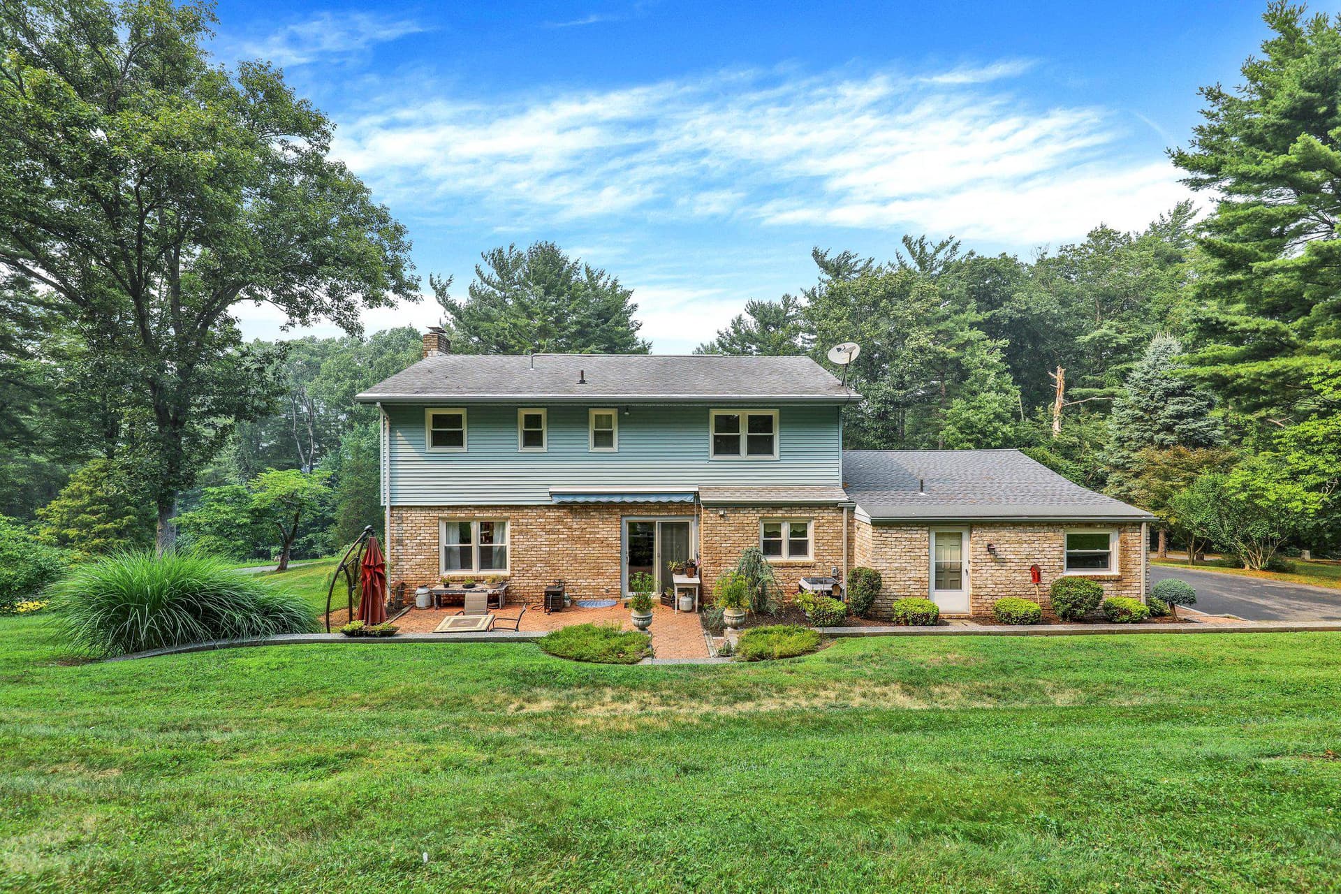 18 Hillside Road photo 36