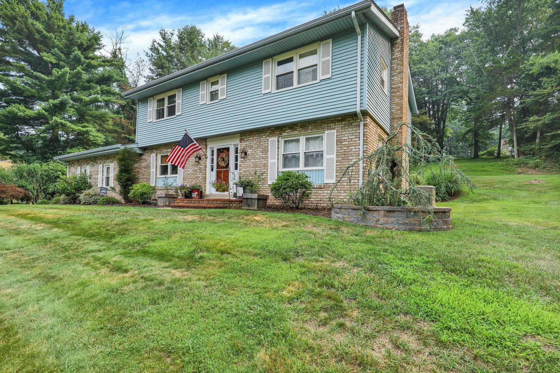 18 Hillside Road photo 38