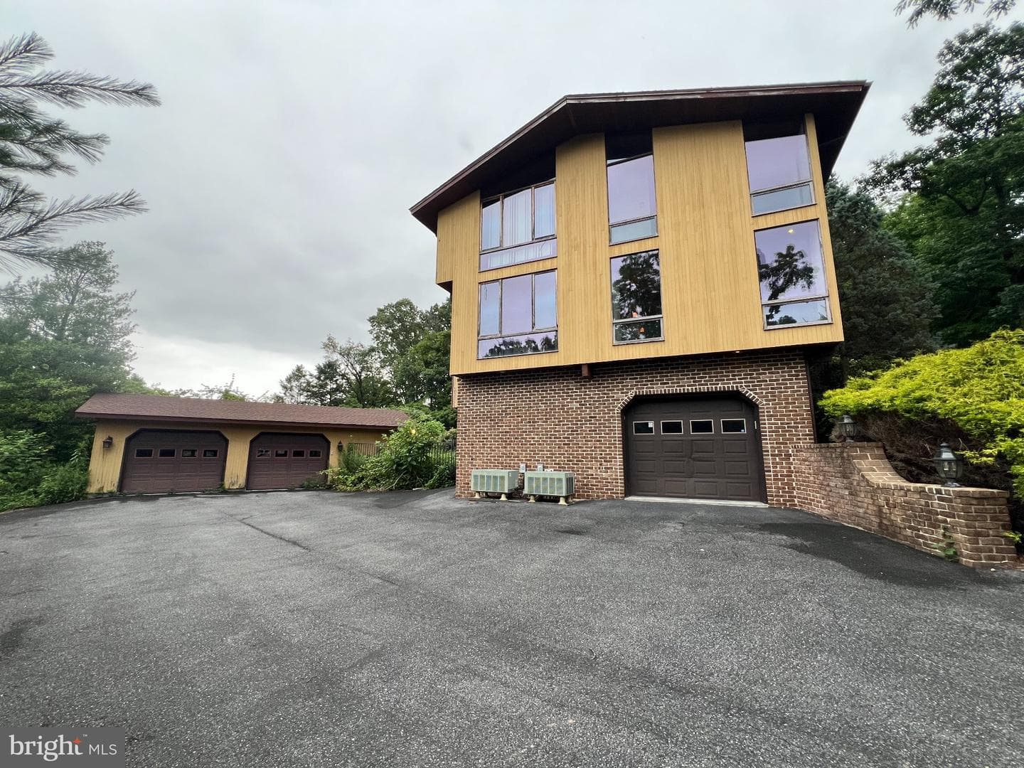 125 Grandview Boulevard, Reading