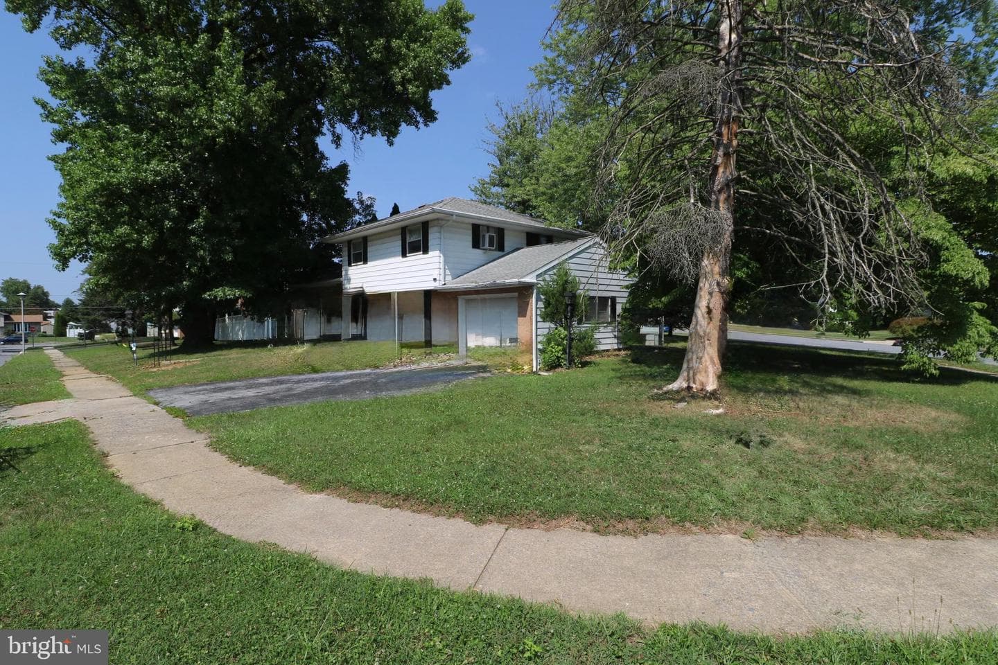 122 Granville Avenue