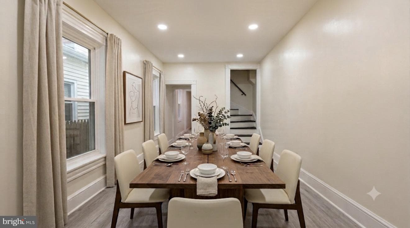 553 Gordon Street photo 7