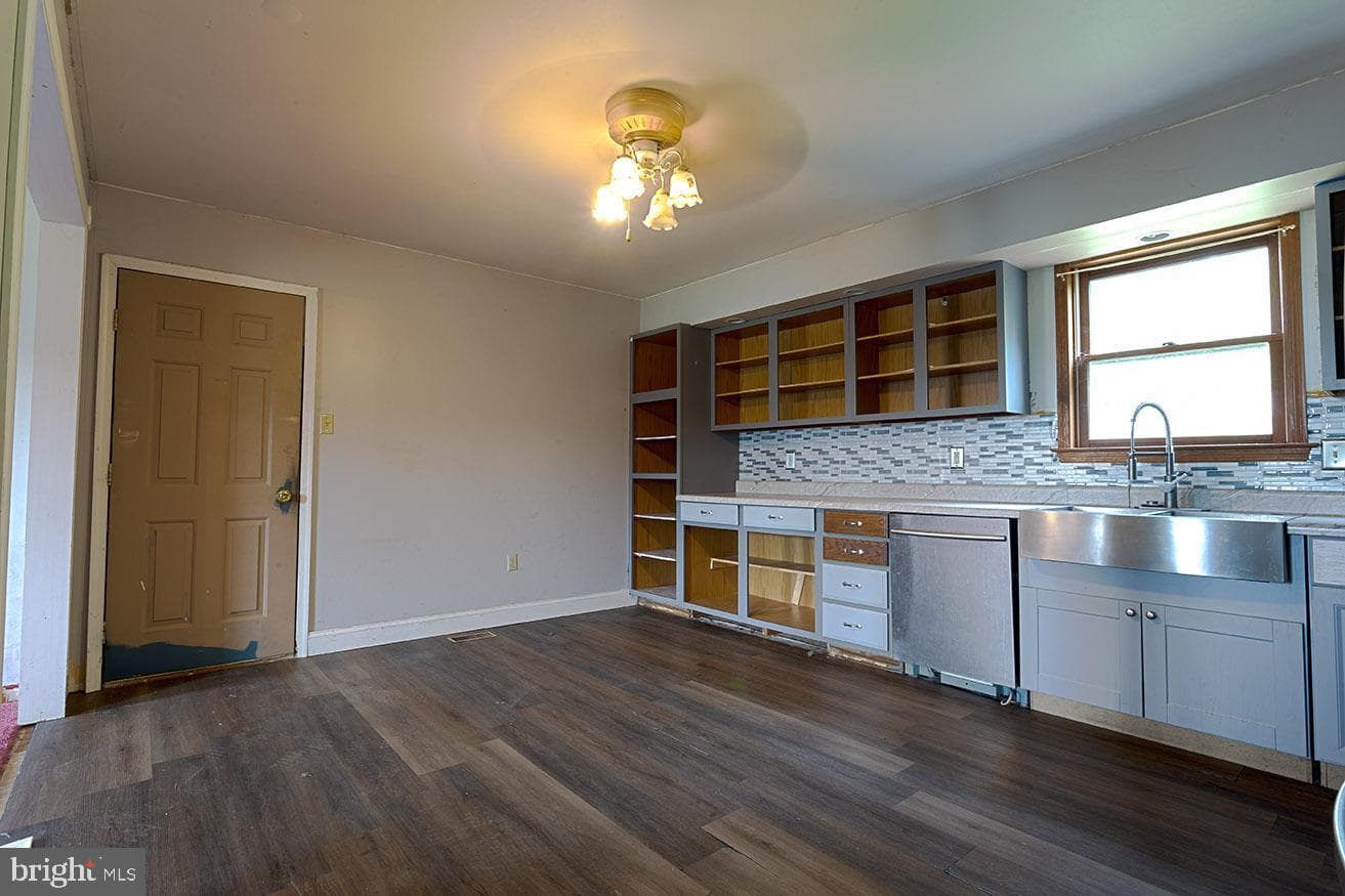 406 Miller Road photo 13