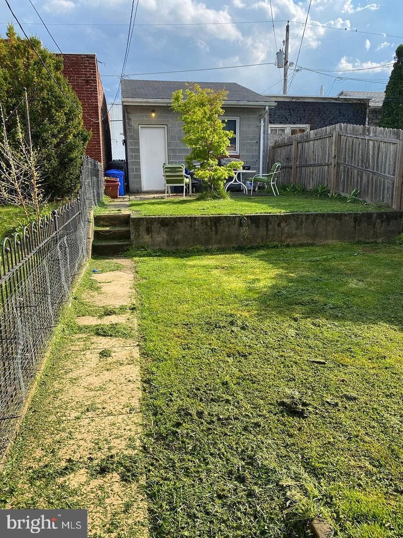522 Franklin Street photo 4