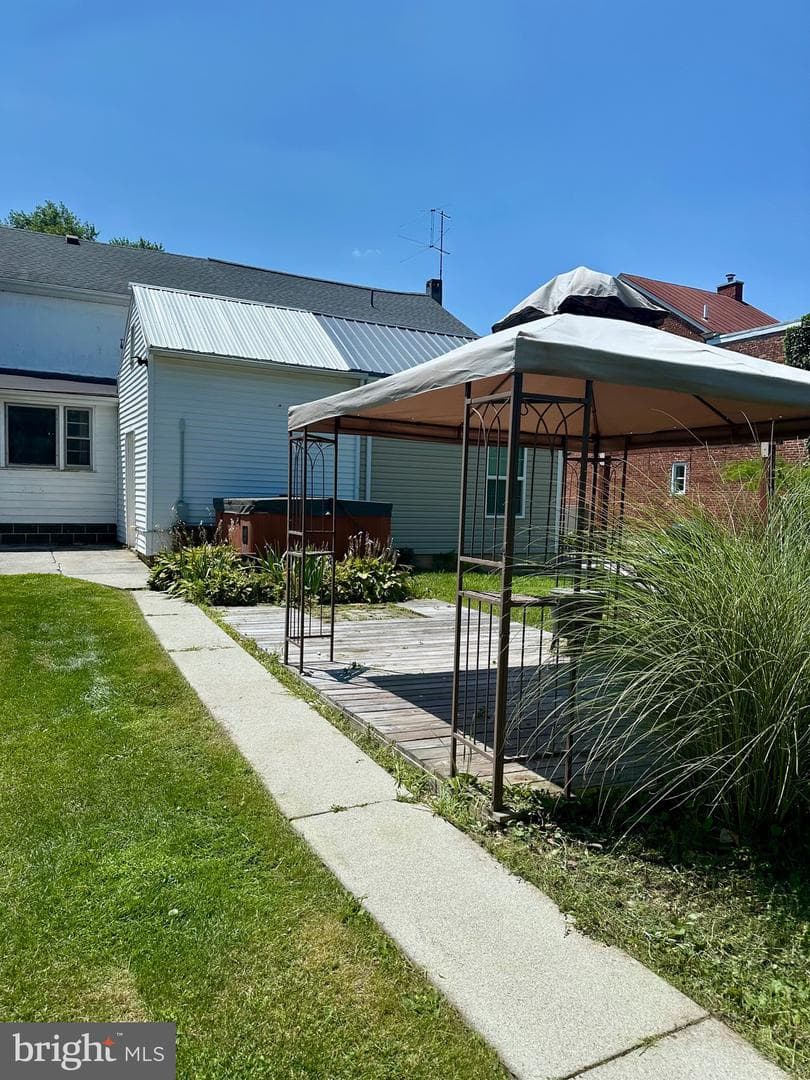36 S Whiteoak Street photo 23