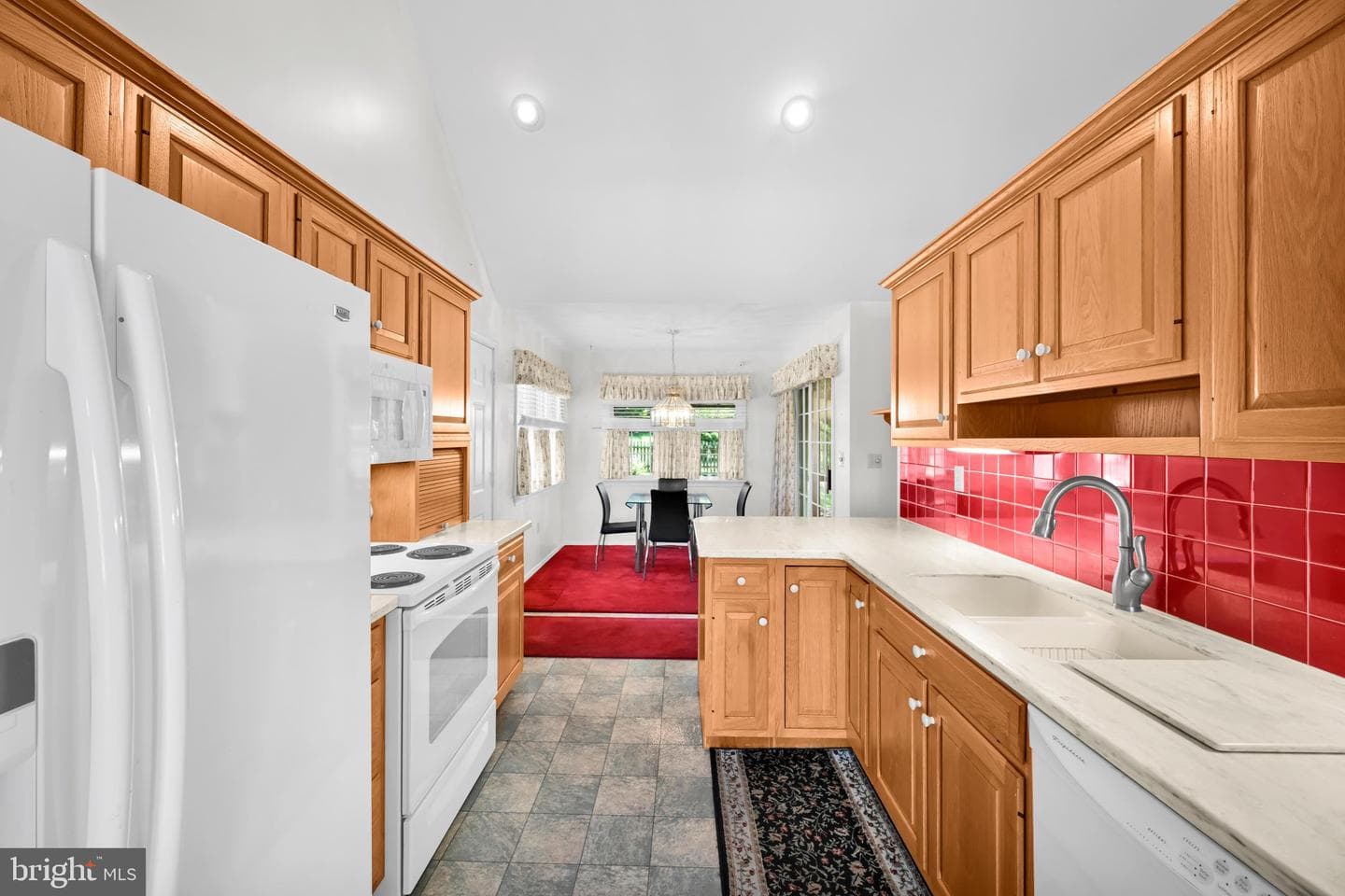 114 Hill Road photo 14