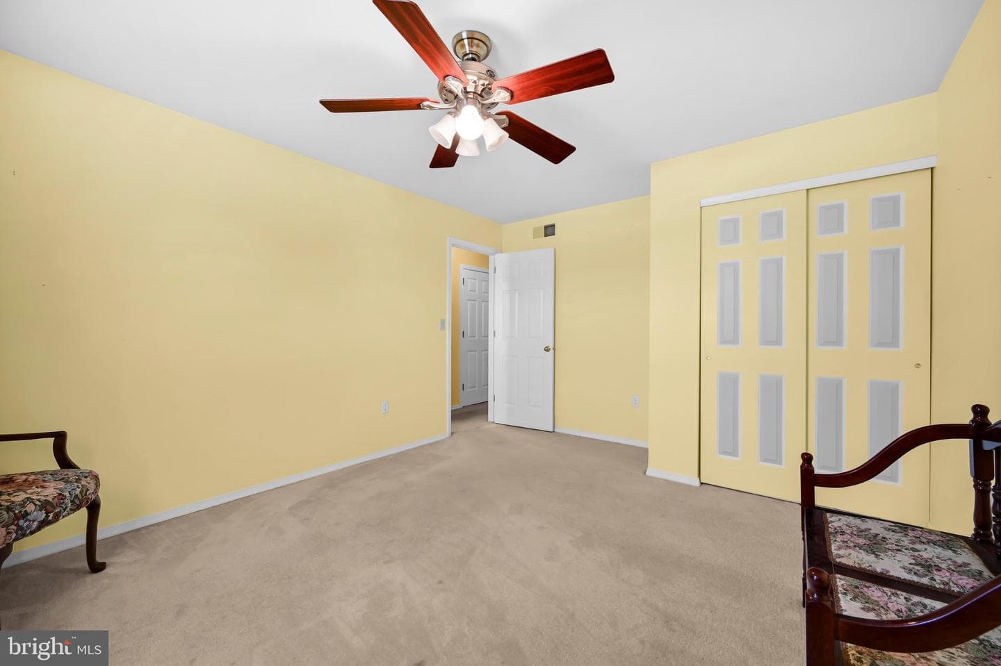 114 Hill Road photo 24