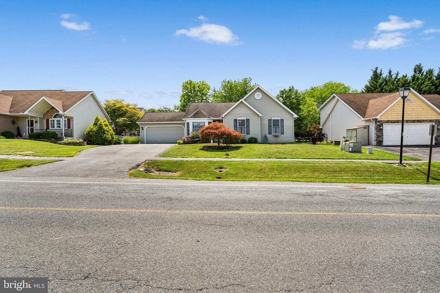 114 Hill Road photo 3