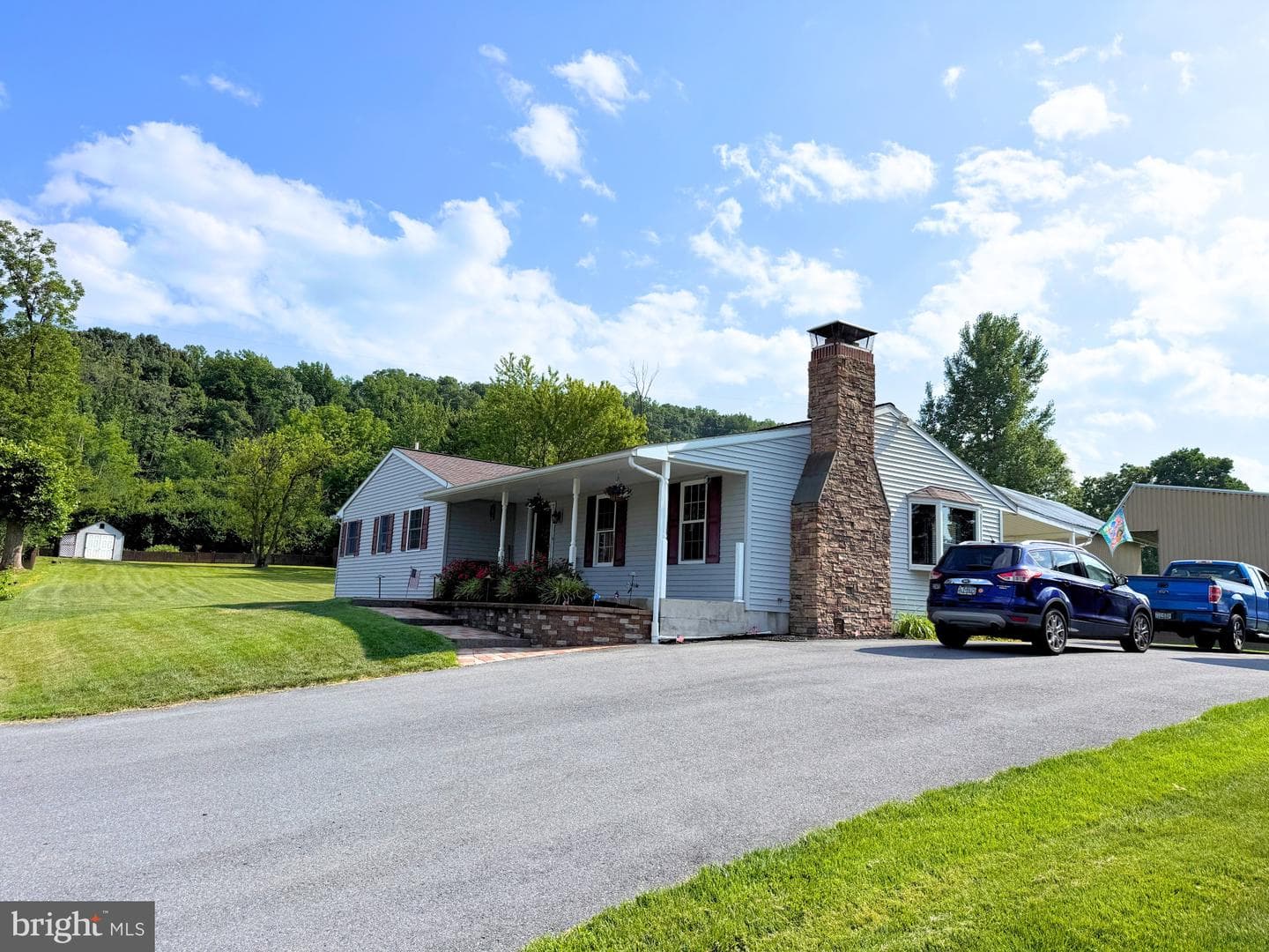902 Fritztown Road photo 2