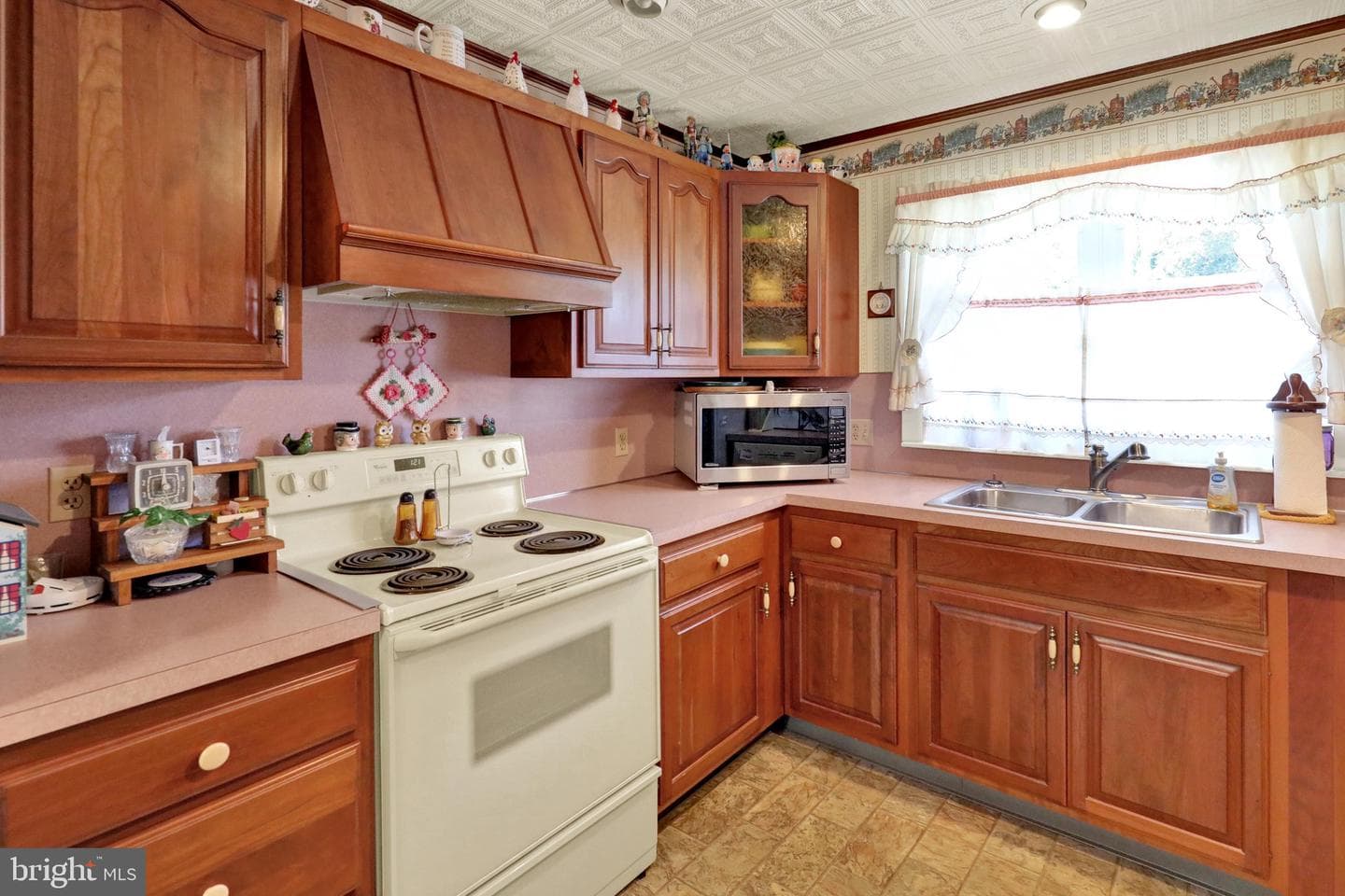1221 Broadway Boulevard photo 23