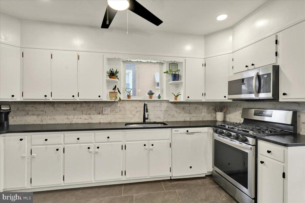 521 Gregg Street photo 11