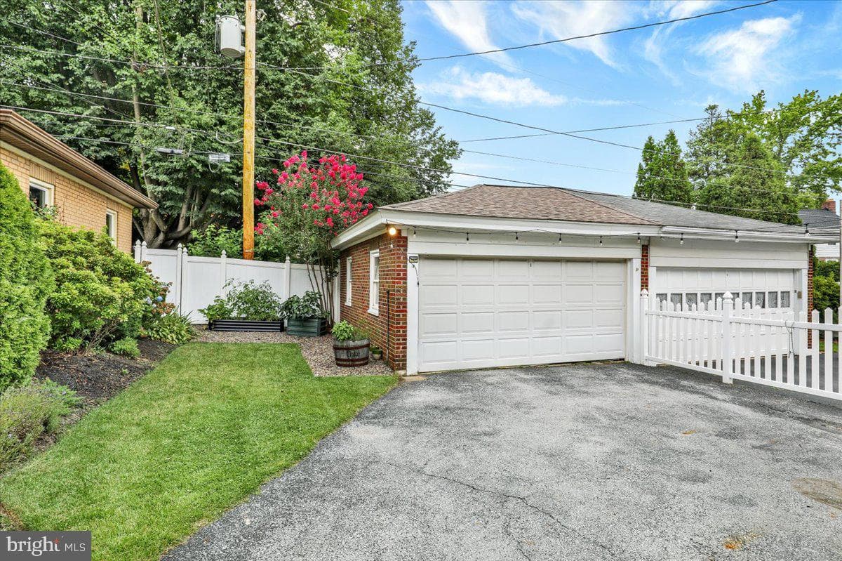 521 Gregg Street photo 27