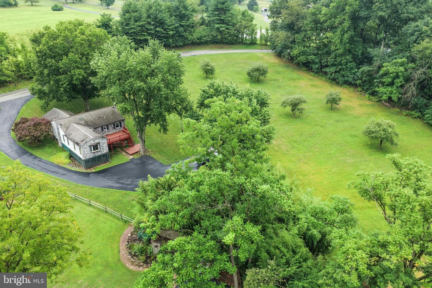 126 Lenape Road, Barto
