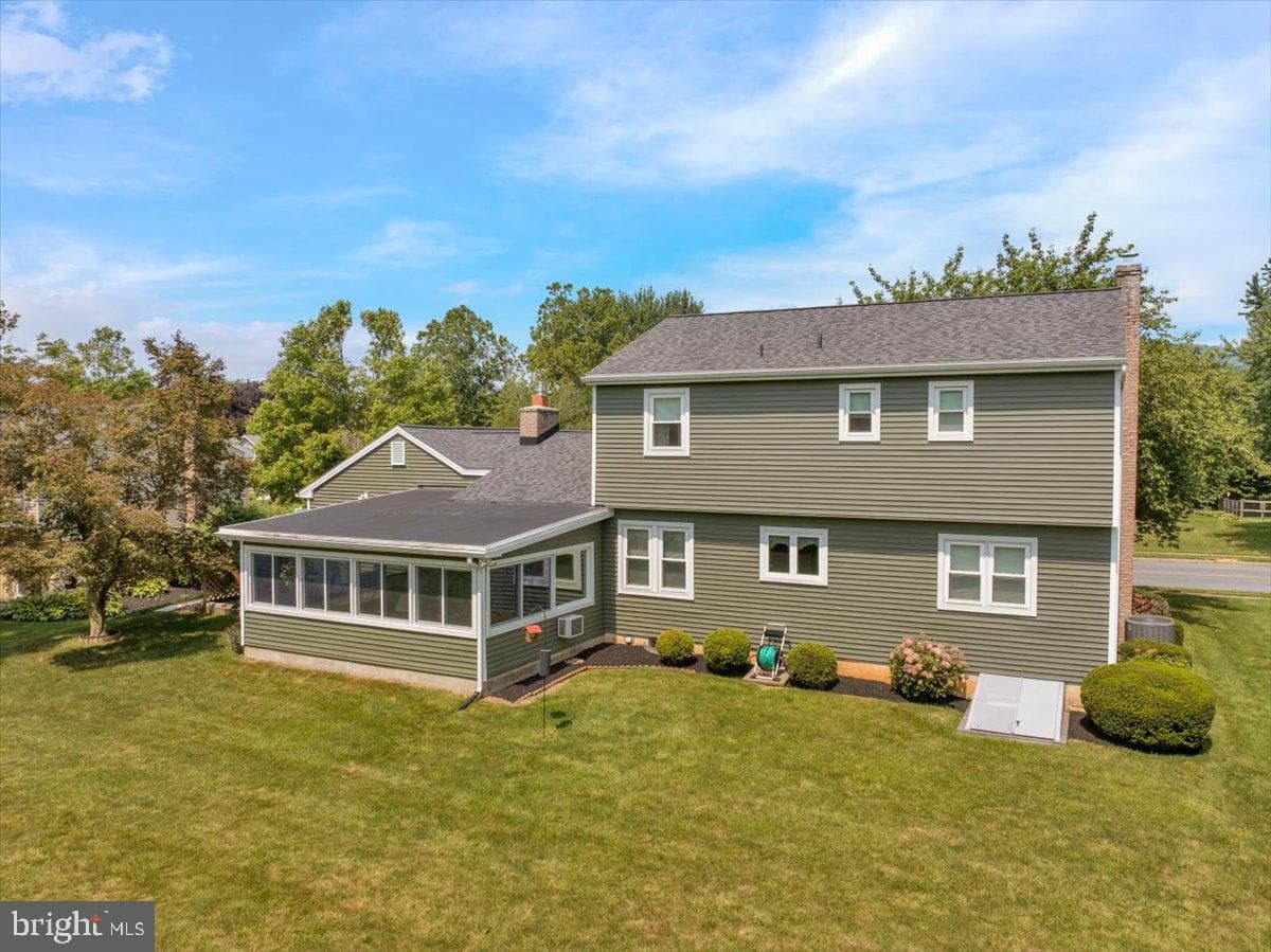 4826 Farming Ridge Boulevard photo 8