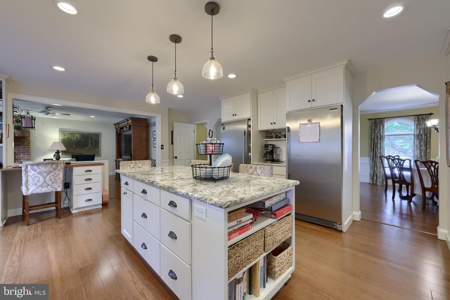110 Park Place photo 25