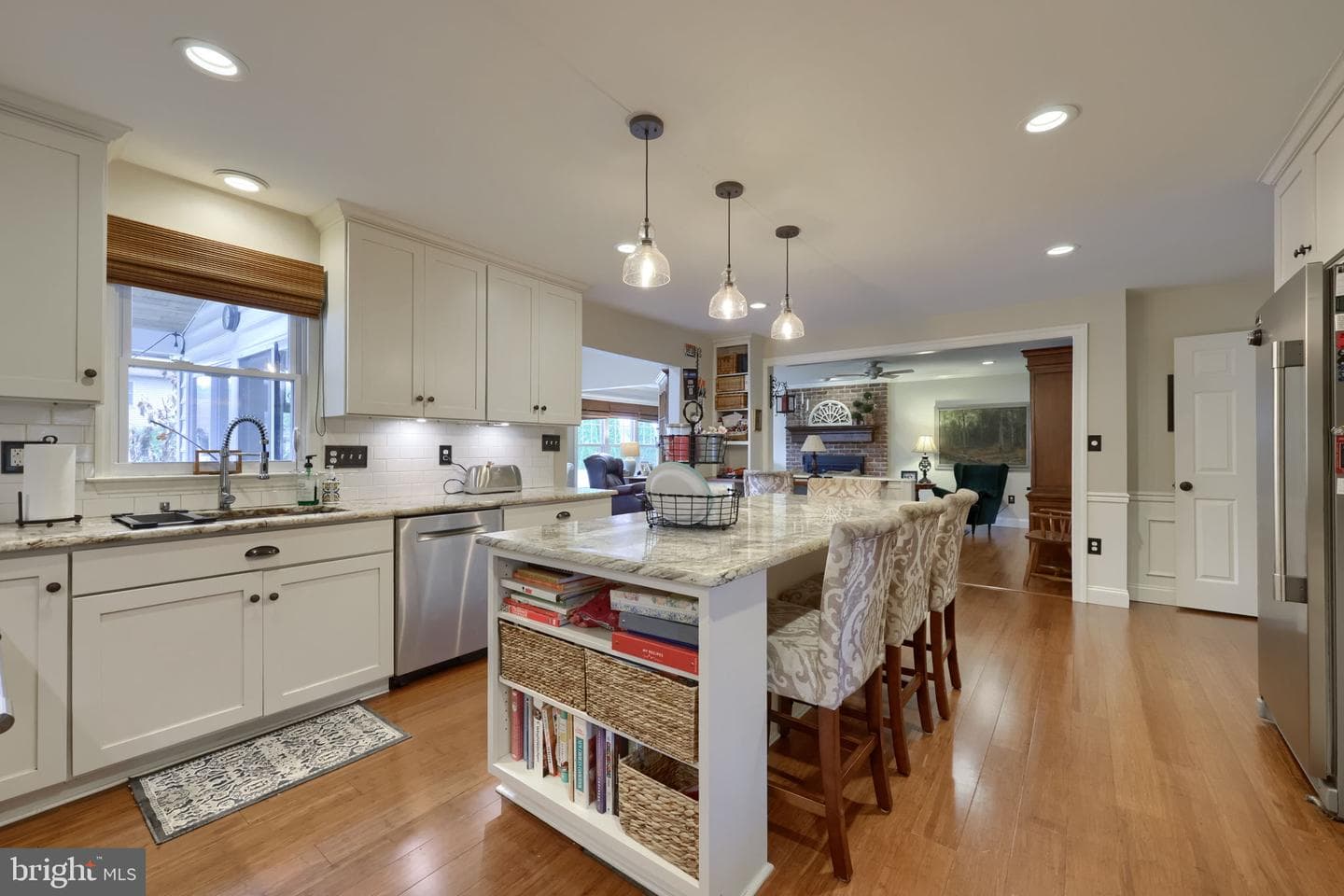 110 Park Place photo 26