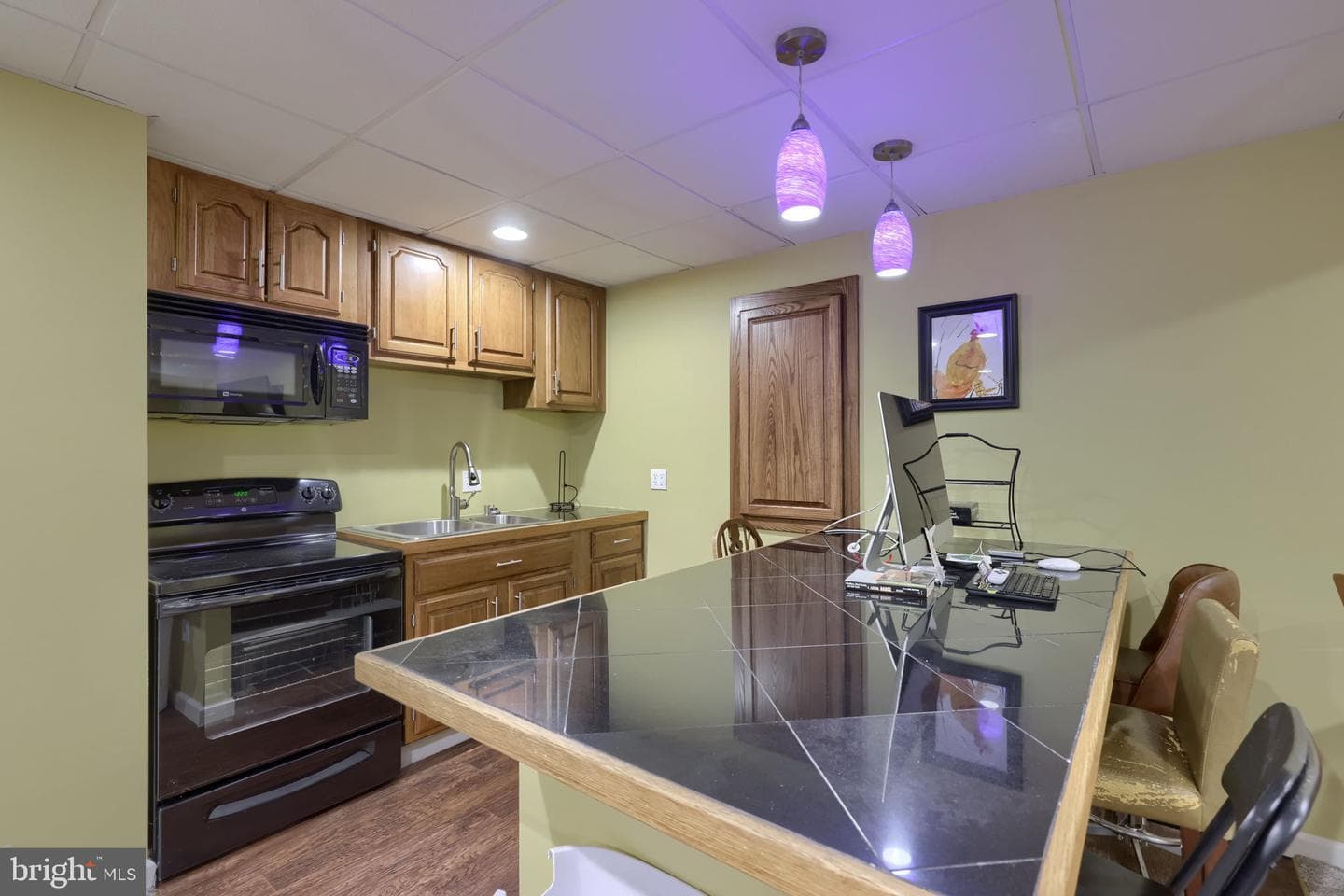 110 Park Place photo 38