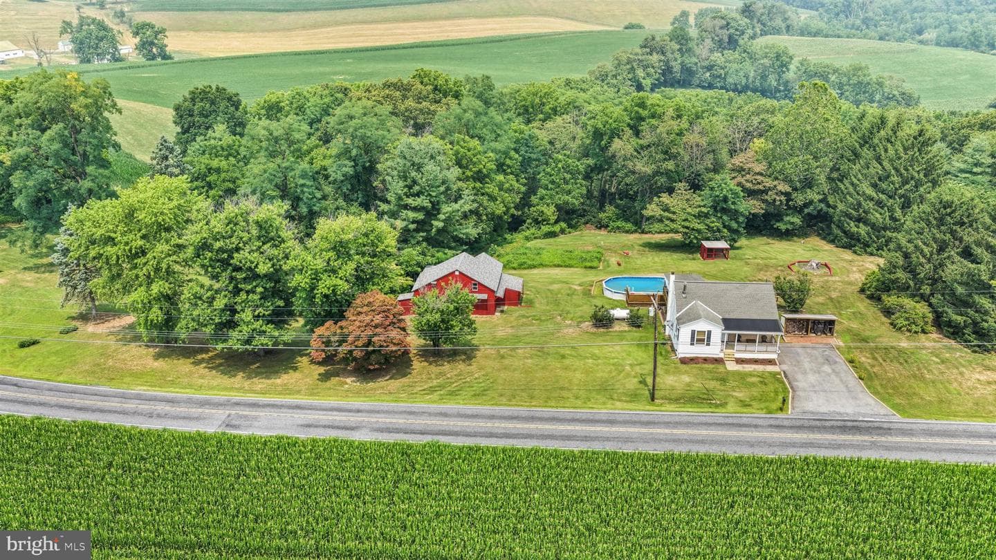 2383 Brownsville Road, Robesonia