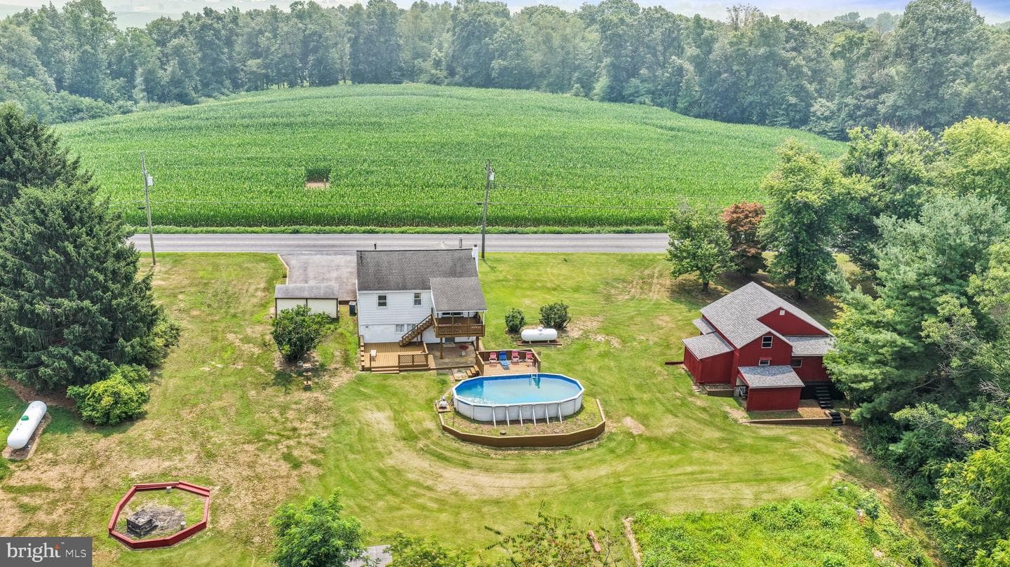 2383 Brownsville Road, Robesonia