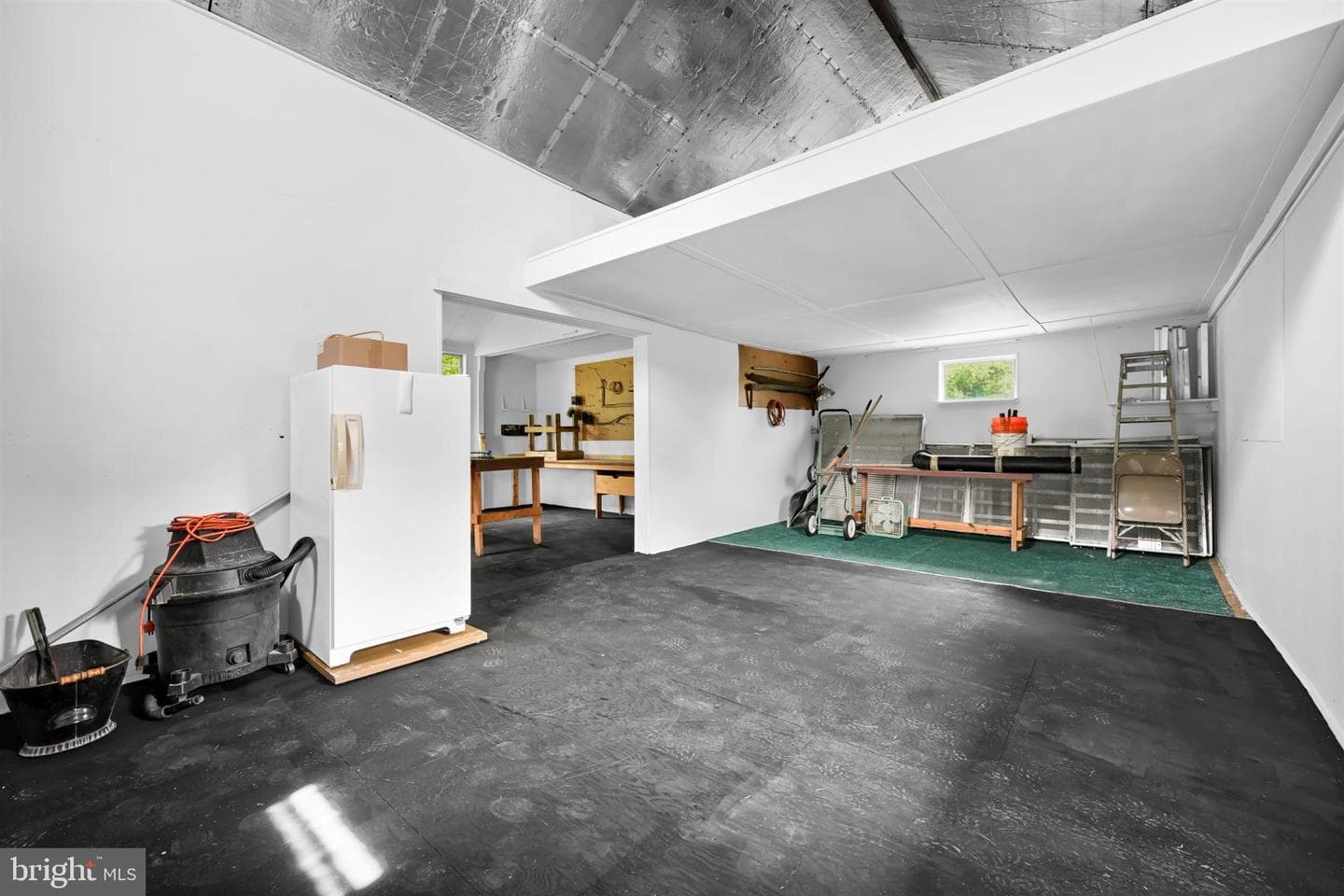 2383 Brownsville Road photo 36